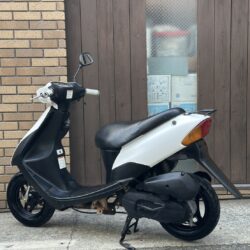 写真：スズキ　レッツ２