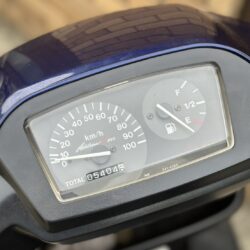 写真:スズキアドレスV100