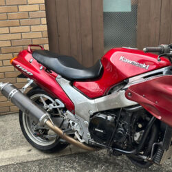 写真:カワサキZZR1100