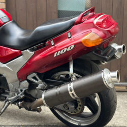 写真:カワサキZZR1100