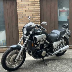 写真：ヤマハVMAX1200