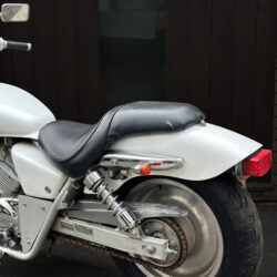 写真：ホンダマグナ250