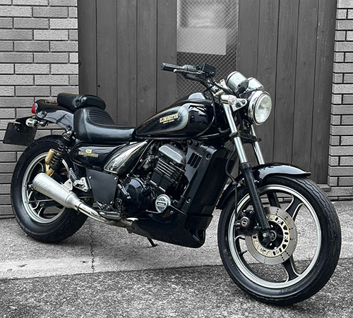 写真:カワサキエリミネーター250SE