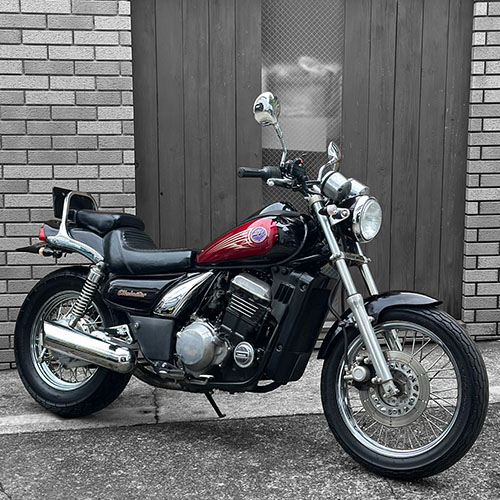 写真：カワサキエリミネーター250LX