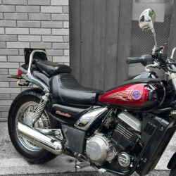 写真：カワサキエリミネーター250LX