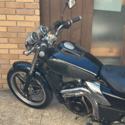 写真：カワサキエリミネーター250SE