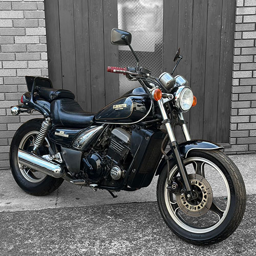 写真：カワサキエリミネーター250SE