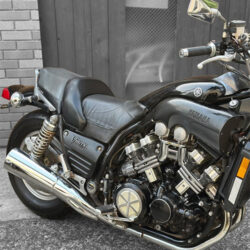 写真：ヤマハVMAX1200