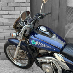 写真：カワサキエリミネーター250LX