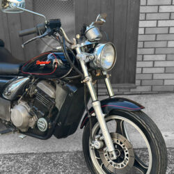 写真：カワサキエリミネーター250