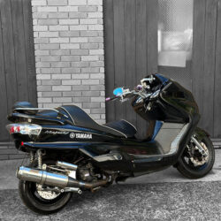 写真：ヤマハマジェスティ250