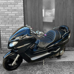 写真：ヤマハマジェスティ250