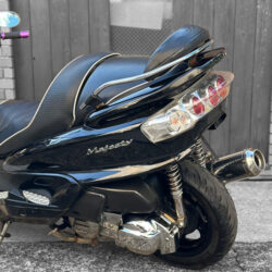 写真：ヤマハマジェスティ250