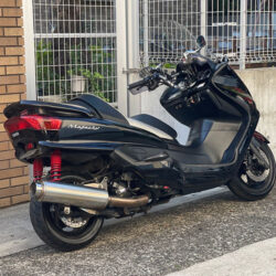 写真：ヤマハマジェスティ250C