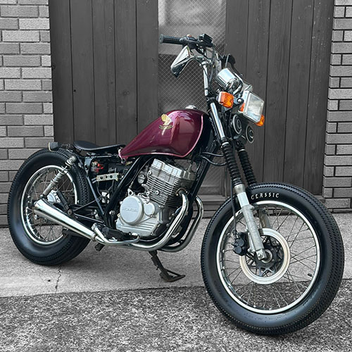 写真：ホンダCBX125カスタム