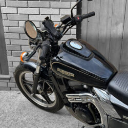 写真：カワサキエリミネーター250SE