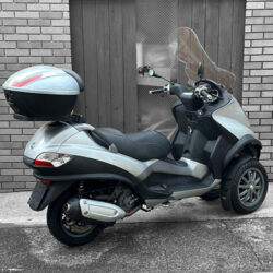 写真：ピアッジオMP3 250RL