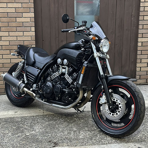 写真：ヤマハVMAX1200