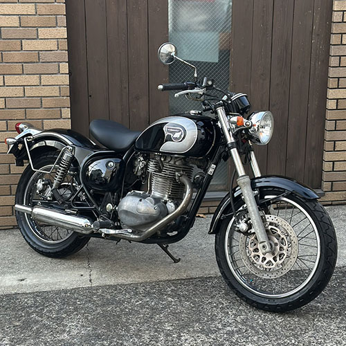 写真：カワサキエストレヤ