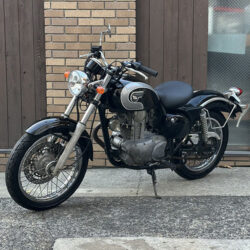 写真：カワサキエストレヤ