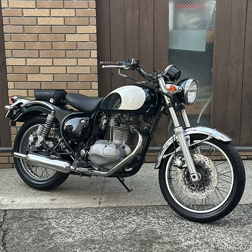 写真：カワサキエストレヤ