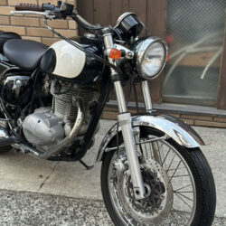 写真：カワサキエストレヤ