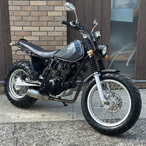 写真：ヤマハTW225