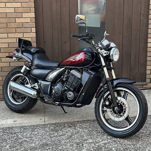 写真：カワサキエリミネーター250SE