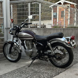 写真：カワサキエストレヤRS