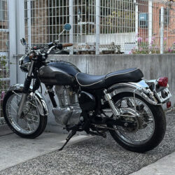 写真：カワサキエストレヤRS