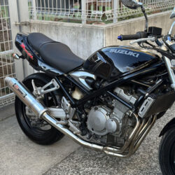 写真：スズキバンディット250