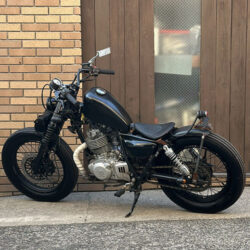 写真：スズキグラストラッカー