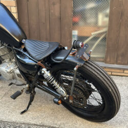 写真：スズキグラストラッカー