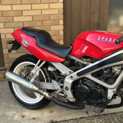 写真：ホンダVT250スパーダ