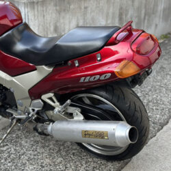 写真：カワサキZZR1100