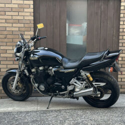写真：ヤマハXJR1200