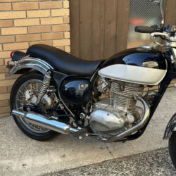 写真：カワサキエストレヤRS