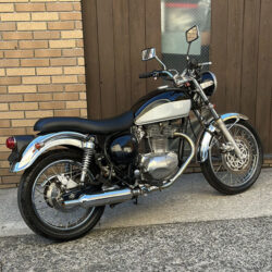 写真：カワサキエストレヤRS