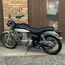 写真：カワサキエストレヤRS