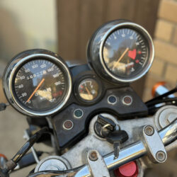 写真：スズキバンディット250