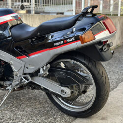 写真：カワサキZX-10