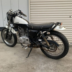 写真：スズキグラストラッカー